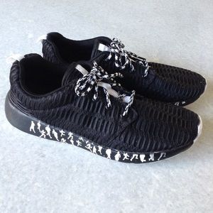 Men’s Athletic Shoes